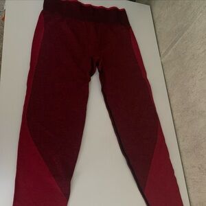 Pink by Victoria Secret Red and Black Leggings Active Athletic Large EUC